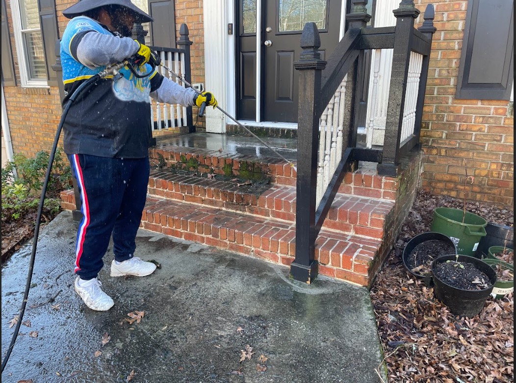 Thrare Contracting residential pressure washing