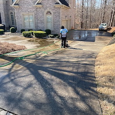 Driveway-Cleaning-Services-in-Stone-Mountain-by-Thrare-Contracting 2