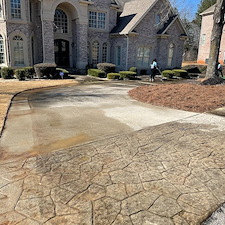 Driveway-Cleaning-Services-in-Stone-Mountain-by-Thrare-Contracting 1