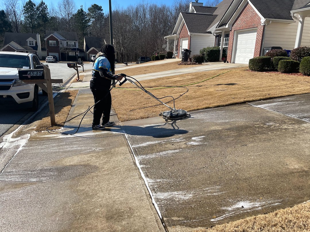 Housewash in Stone Mountain